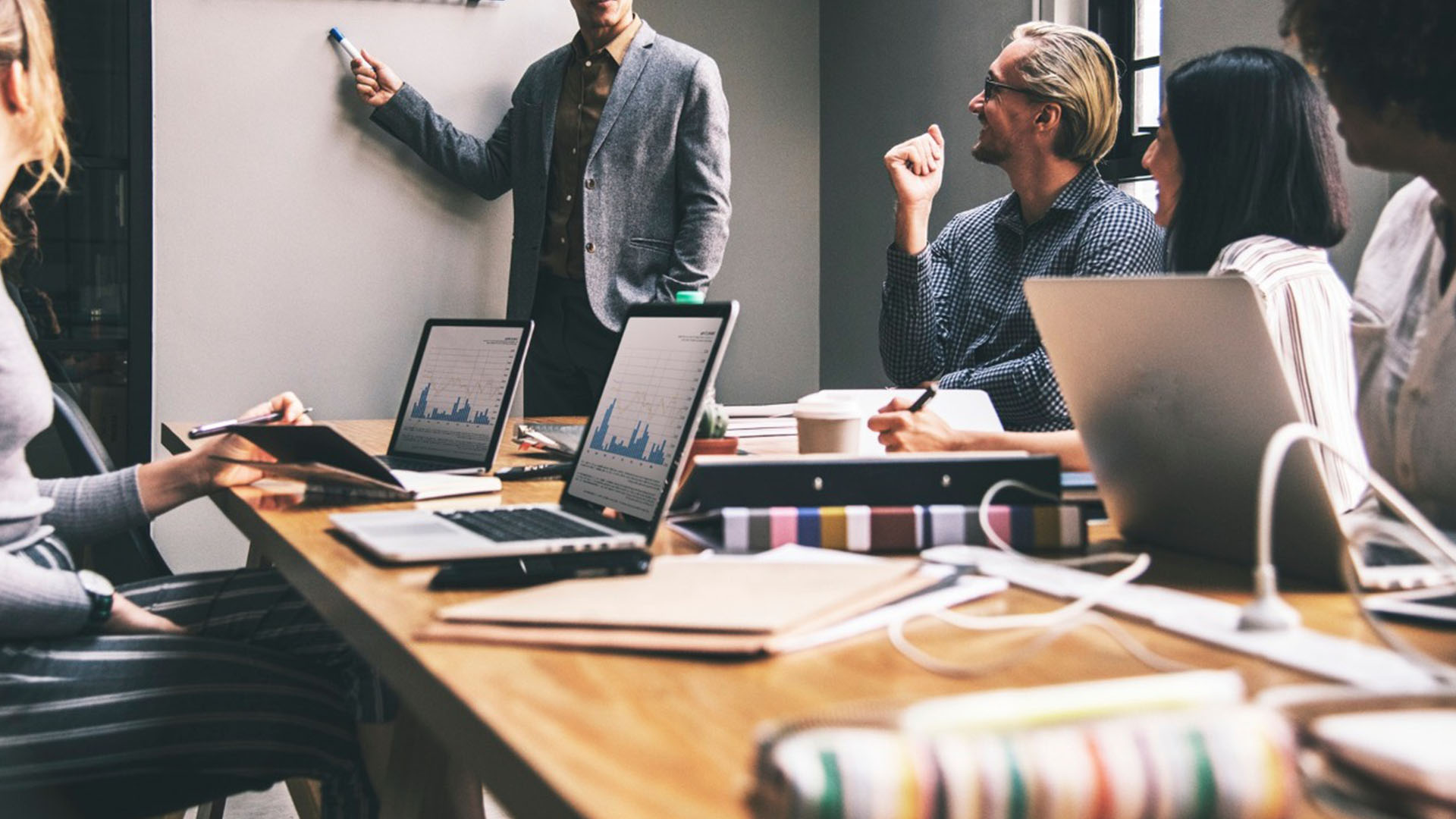 Genera clientes fácilmente